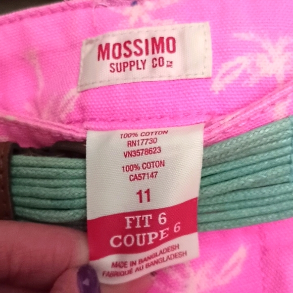 Shorts - Picture 5 of 5